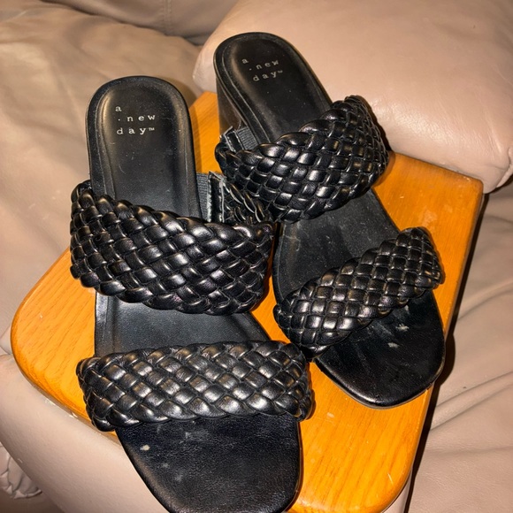 A New Day Black Braided Sandals - Picture 1 of 2